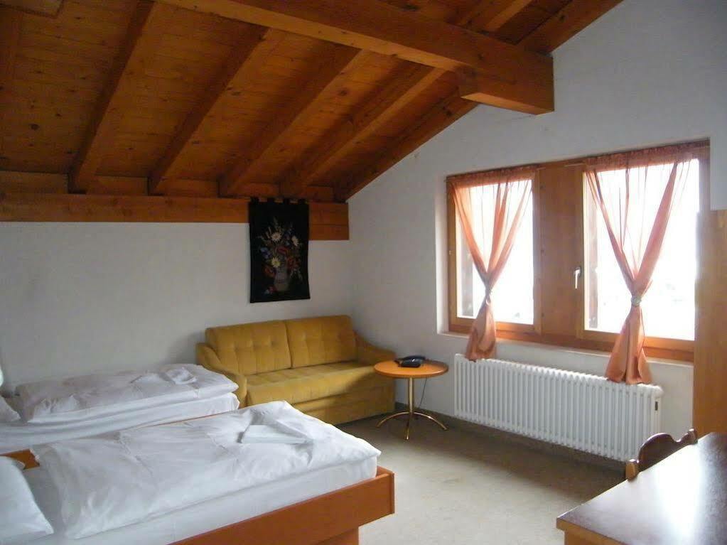 Bellevue Baeren Hotel & Restaurant Krattigen Екстериор снимка